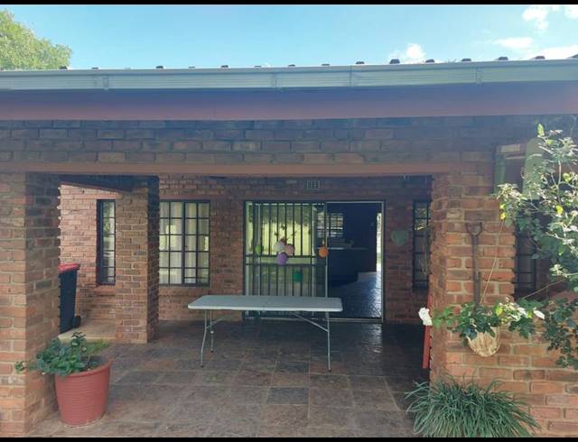 FARM FOR SALE IN HEKPOORT